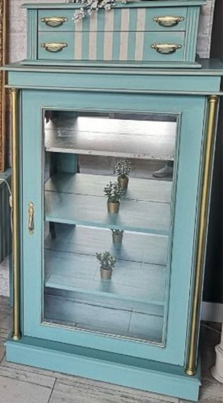 Vitrina/aparador restaurado