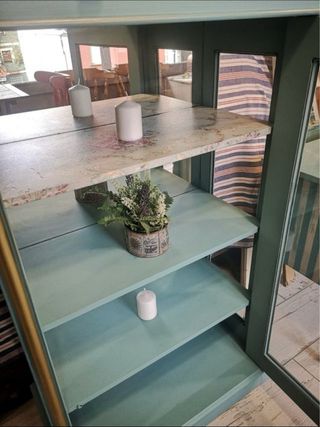 Vitrina/aparador restaurado