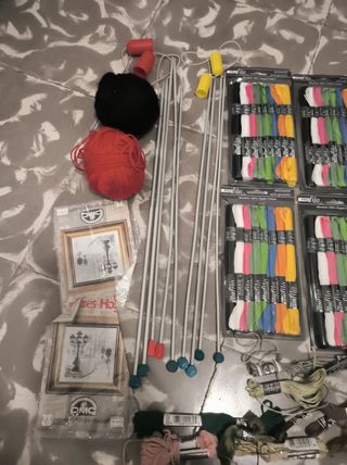 Lanas de punto de cruz