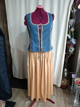 Traje medieval mujer