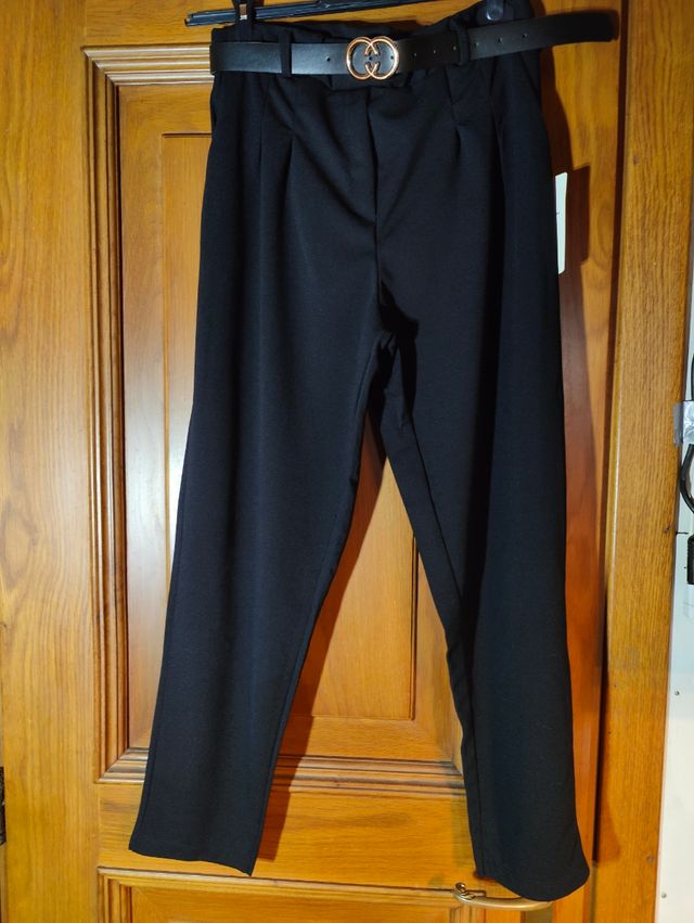 Pantaloni classici neri con cintura 