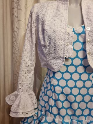 Vestido corto flamenca.