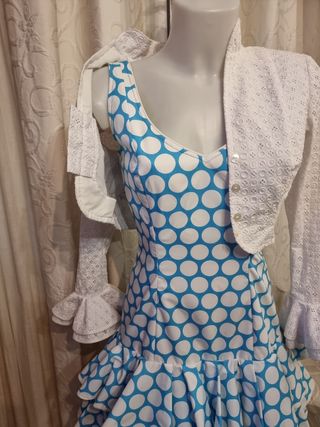 Vestido corto flamenca.