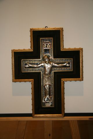 Cruz Mediana de Esmalte al Fuego de Modest Morató