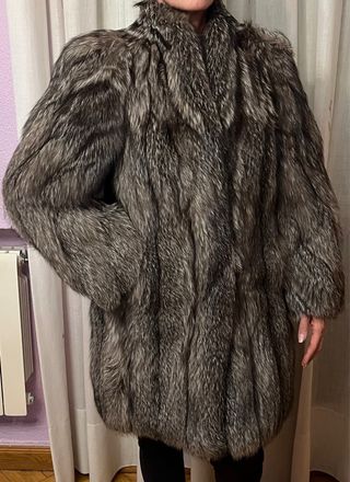 Abrigo de Piel de Zorro Plateado