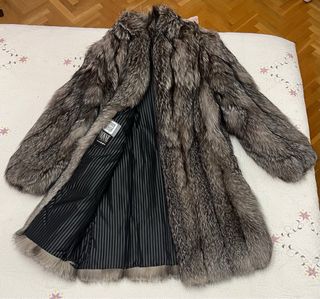 Abrigo de Piel de Zorro Plateado