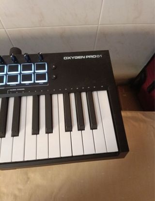 Teclado Maudio Oxygen Pro61