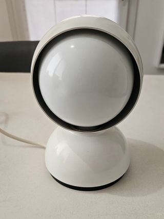 Lampada eclisse di Artemide Magistretti