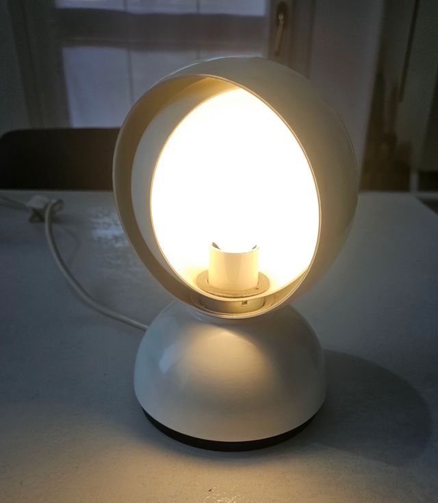 Lampada eclisse di Artemide Magistretti