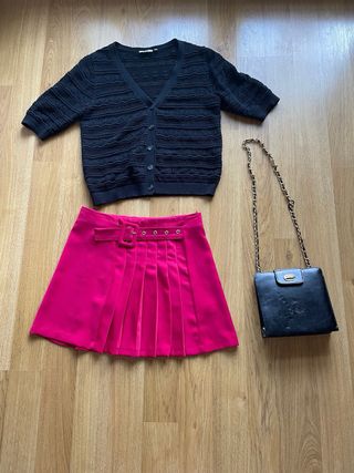 Falda mini tablas plisada hebillas Zara T.M