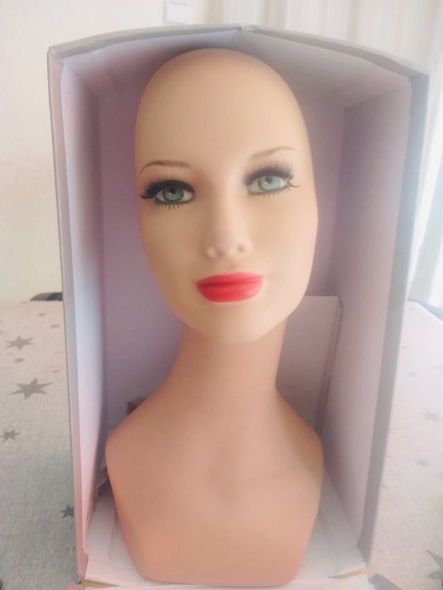 Cabeza de Maniqui en porcelana para peluca