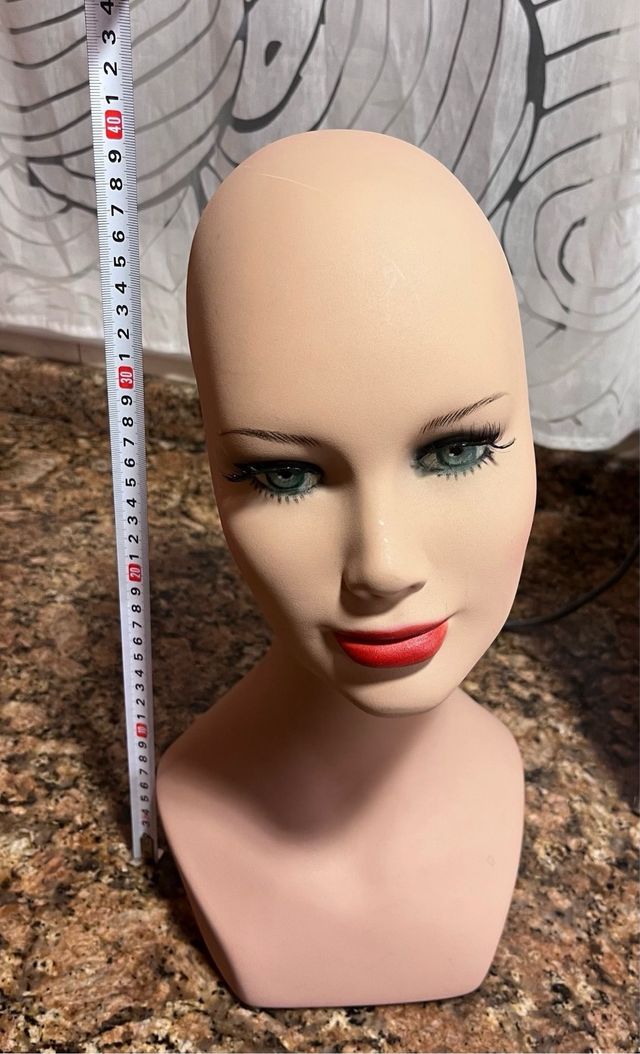 Cabeza de Maniqui en porcelana para peluca