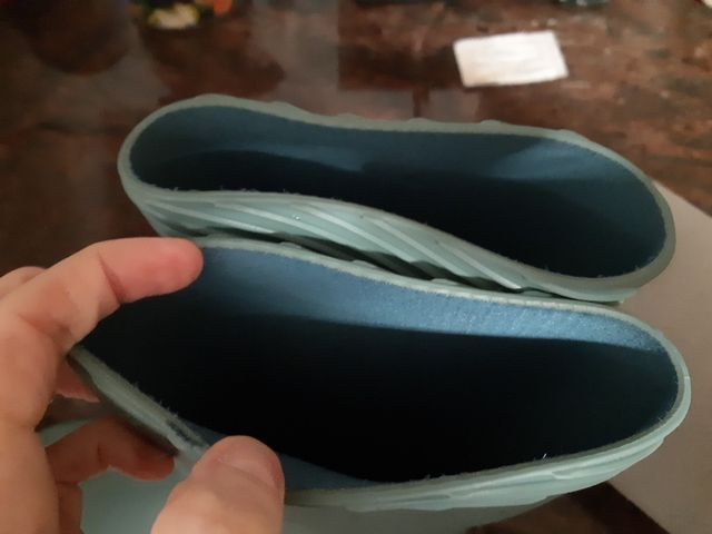 Bota agusa Decathlon 33- 34