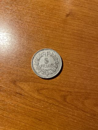 Moneta 5 franchi francesi 1949
