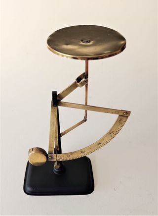 Antigua BALANZA. PESACARTAS. Siglo XIX.