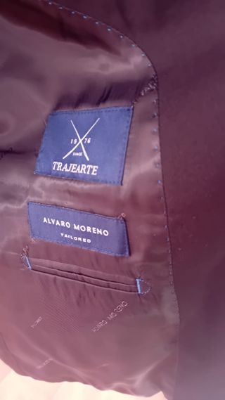 Traje de chaqueta de Álvaro Moreno