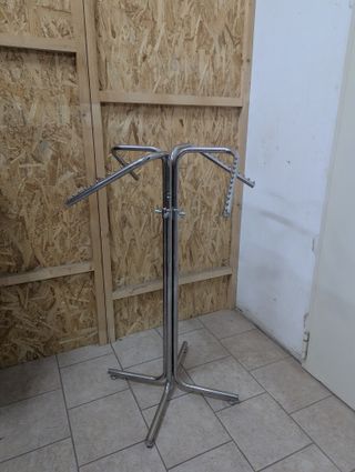 Espositori porta abiti abbigliamento regolabili