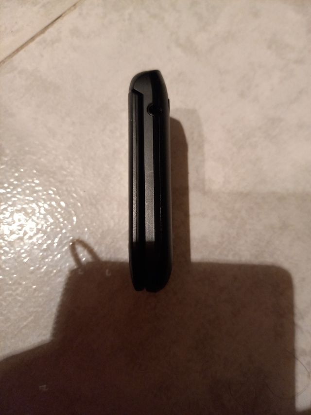 TELEFONO CELLULARE LOGICOM