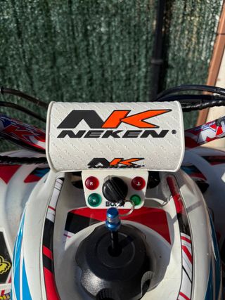 Soporte para llave y luces LTZ 400 Amarillo