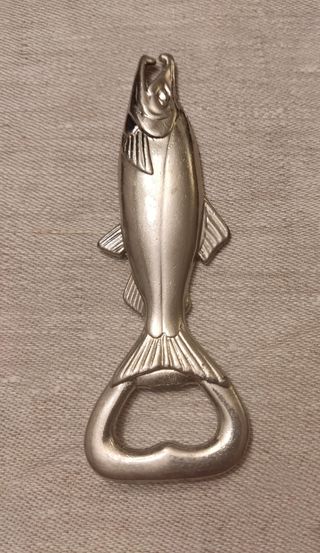 Abrebotellas metal pez salmón
