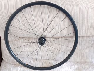 Llantas 700  para bicicleta gravel.