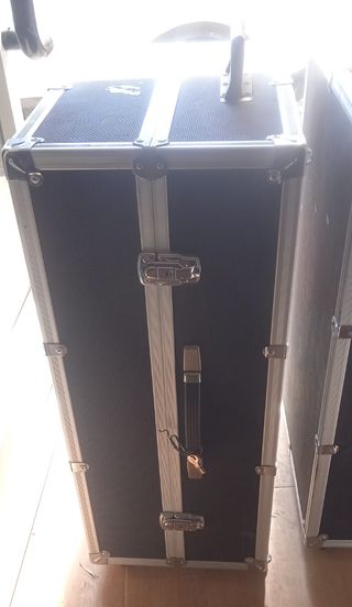 Cajas grandes para aportar estrumentos