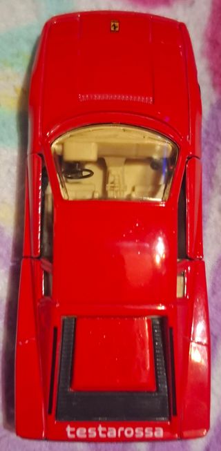 FERRARI TESTAROSSA ESCALA 1,39 MAISTO 
