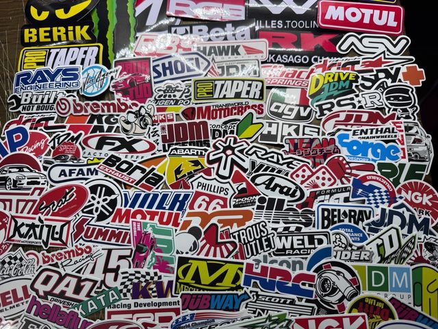 111 adesivi da corsa per auto o moto