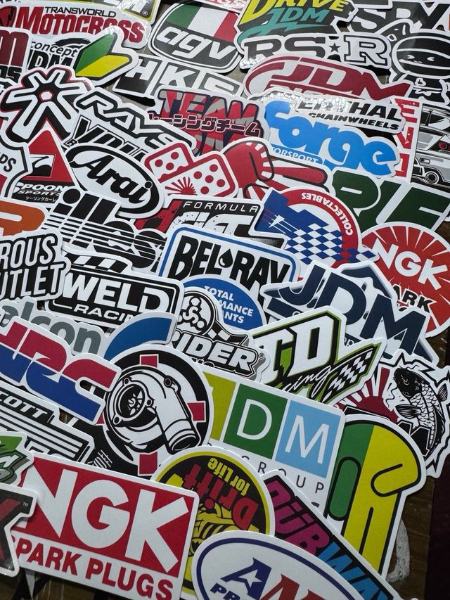 111 adesivi da corsa per auto o moto