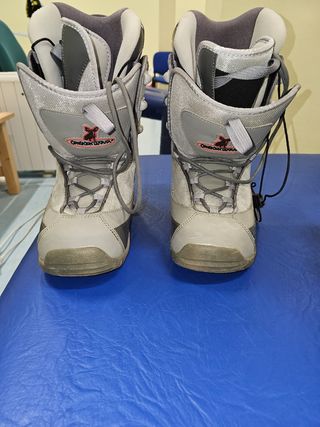 TABLA SNOWBOARD Y BOTAS