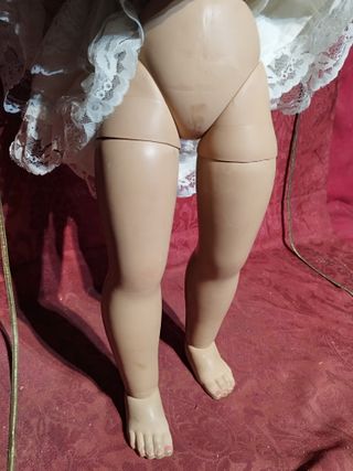 ANTIGUA MUÑECA GUENDALINA