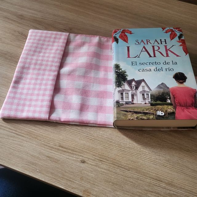 Funda libro bolsillo