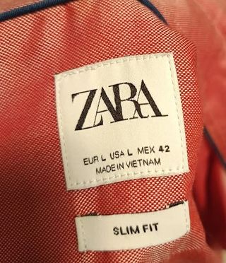 Camisa de ZARA. Talla L. 100% Algodón