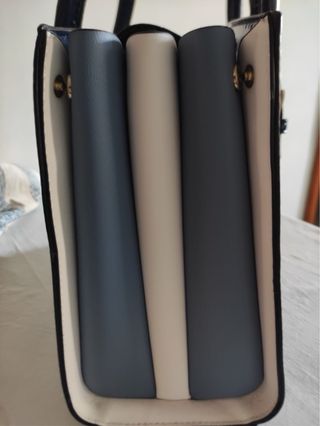 Borsa vernice Carpisa