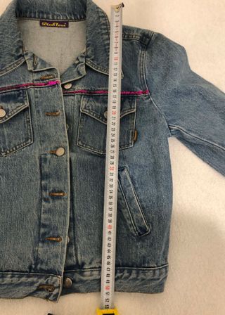 Cazadora vaquera con lentejuelas