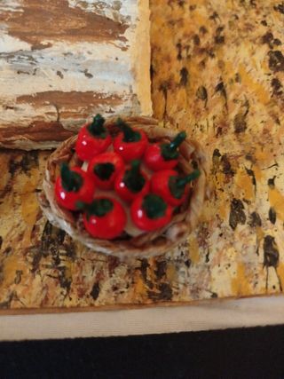 Presepi in miniatura o case delle bambole.