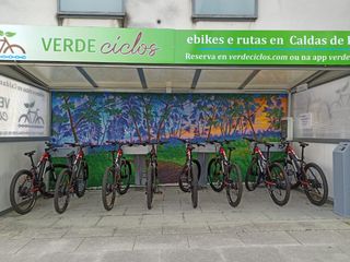 Liquidación material de alquiler de ebikes