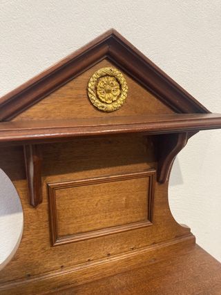 Antigua mesilla nogal restaurada