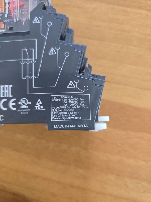 Relè Omron G2RV-SR500