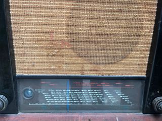 Radio antigua grande