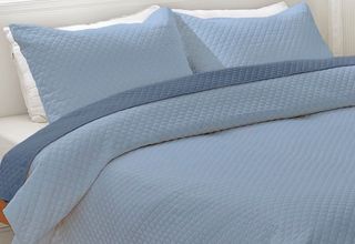 Colcha reversible Demi Moor azul/azul oscuro
