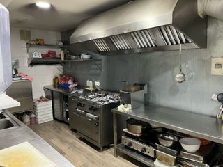 R-7937738 ​Traspaso Pizería Tratoría con terraza