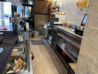 R-7937738 ​Traspaso Pizería Tratoría con terraza