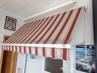 Toldo punto recto con tención