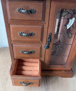 Joyero vintage de madera tipo armario