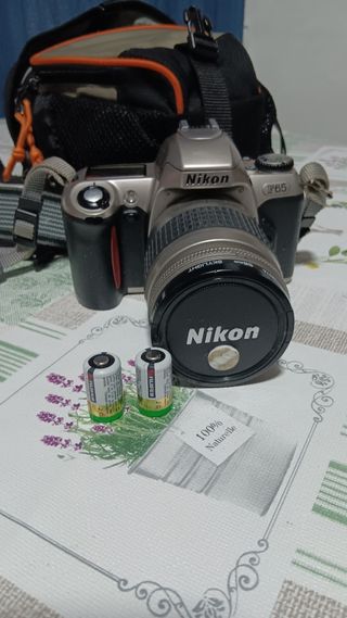 Camara analogica nikon F65
