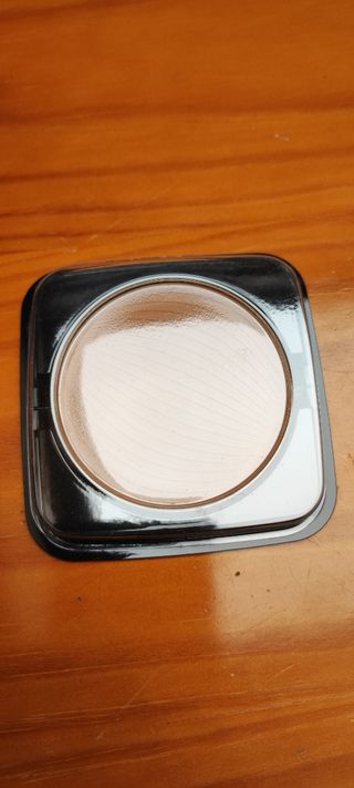 Sensai sun protective compact spf30
