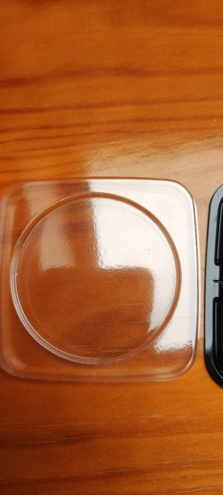 Sensai sun protective compact spf30