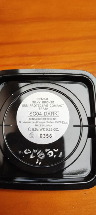 Sensai sun protective compact spf30