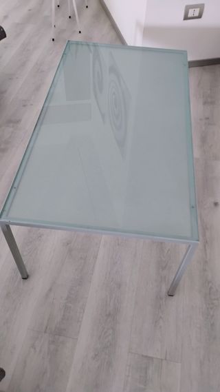 Tavolino da soggiorno.